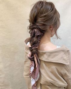 Hair Scarf Styles, A Ponytail, Hair Up Styles, Hairdo For Long Hair, Hair Stylist Life, Aesthetic Hair, Hair Dos, Scarf Hairstyles, Pretty Hairstyles