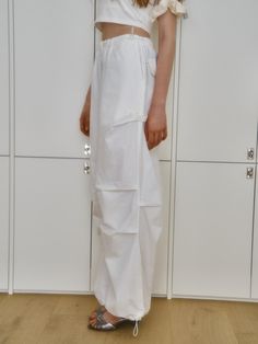 Composition : Cotton 100%Color : whiteCountry of Origin : Republic of Korea Pants White, Wide Pants, Composition, The Originals, Pants, White, Color, Wide Trousers, Trousers