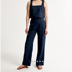 Brand New Never Worn With The Tags! Fitted Indigo Bottoms With Tapered Leg, Tailored Linen Pantsuit For Summer, Summer Tailored Linen Pantsuit, Navy Straight Pants For Summer, Chic Fitted Navy Pants, Chic Navy Fitted Pants, Navy Fitted Pants For Summer, Fitted Linen Wide-leg Pantsuit, Chic Navy Summer Pants