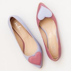 Dusted pink and light blue pointed toe flats. - Leather upper and lining - Pointed toe When measuring, keep in mind that width is also important. For a wide foot, order one size bigger.  All our products are handmade by artisans in our workshop in Bucharest. We use only highest quality leather for uppers and lining as well. Pink Low Heel Ballet Flats For Spring, Feminine Pink Flats With Low Heel, Pink Feminine Low Heel Flats, Feminine Pink Low Heel Flats, Feminine Pink Low Heel Court Shoes, Chic Pink Almond Toe Ballet Flats, Pink Feminine Ballet Flats With Flat Heel, Pink Ballet Flats For Spring With Almond Toe, Pink Spring Ballet Flats With Almond Toe