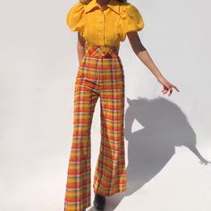 60s And 70s Fashion Women Retro, 70s Pants Pattern, 60s Outfits Women, 70s Flare Pants Outfit, Modern 70s Fashion, 1970s Clothes, 70s Fits, Big Puff Sleeves, Toothpaste Kisses