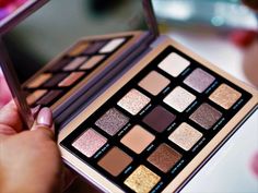 Best Eyeshadow Palette, Cool Skin Tone, Cosmetics Products, Eye Makeup Designs, Neutral Shades, Eye Makeup Art