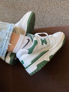 New Balance Sneakers Nike New Balance 550 Green, Nike 550 Green, 550 Green New Balance, Green And White New Balance 550, New Balance Trendy Shoes 2023, Shoes Inspo New Balance, Sneakers Shoes Aesthetic, Nike Trendy Shoes 2023, Balance 550 Outfit