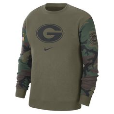 Support your Georgia Bulldogs when the temperatures drop with this Military Pack Club Pullover Sweatshirt from Nike. It features a striking Georgia Bulldogs graphic and camo sleeves that add plenty of style to your game day gear. The midweight construction with cozy fleece lining supplies warmth and comfort with each wear, making this an ideal extra layer to reach for at the first sign of cooler temperatures. Machine wash, tumble dry low Crew neck Officially licensed Pullover Camo pattern on sle Georgia Bulldogs Shirt, Bulldog Shirt, Swag Men, Nike Fleece, Grown Man, Georgia Bulldogs, Men's Nike, Pullover Sweatshirt, Nike Men