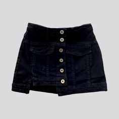 Elevate your wardrobe this summer with our vintage mid-waist buttoned denim skort! This 2023 Summer Collection piece showcases a stretchy denim fabric. bold distressed pattern. and stylish zipper & button closure ââ‚?making it the ultimate statement piece that blends contemporary fashion with nostalgic grunge. Why You'll Love It: Grunge Galore: Inspired by the iconic '90s grunge movement. these shorts exude an effortlessly cool attitude. Distinctive Distressed Pattern: Expertly crafted wear and High Rise Y2k Skort, Trendy Denim Skort With Built-in Shorts, Denim Mini Skirt With Built-in Shorts, Mini Denim Skirt With Built-in Shorts, High Waist Cotton Mini Skirt With Button Zip Fly, High Rise Cotton Denim Skirt With Button Zip, Trendy Fitted Jean Shorts With Pockets, Trendy Cutoff Denim Skirt With Built-in Shorts, Edgy High-waisted Denim Skort