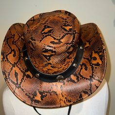 Original Leather Beautiful Design Western Hats, Cowboy Hat, Cowboy Hats, Caps Hats, Beautiful Design, Accessories Hats, Cowboy, Mens Accessories, Man Shop