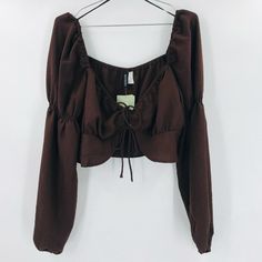 H&M Long Sleeve Tie Front Crop Top Brown Size Large Double Tie Front. New With Tags. Long Sleeve Brown Crop Top For Spring, Brown Cropped Blouse For Fall, H&m Cotton Tops For Fall, Brown Tops For A Winter Day Out, H&m Brown Long Sleeve Tops, Brown Tops For Day Out In Winter, H&m Long Sleeve Tops For Fall, H&m Blouse For Fall Day Out, H&m Tops For Fall Day Out