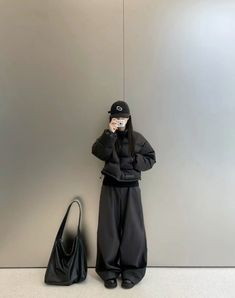 Baggy Clothes, Fits Clothes, Ulzzang Fashion, Cool Street Fashion, Fashion Sense, Minimalist Fashion