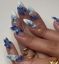 Flower Almond Nail Designs, Nails Acrylic Summer Blue, Nail Inspo Summer Blue, Blue Floral Nail Designs, Vietnamese Nails, Blue Nail French Tip, Summer Nails Blue Flower, Nail Inspo Summer Almond, Alaska Nails Designs