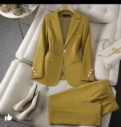 Cargo Pants Style, Yellow Suit, Elegant Jacket, Black Hoodie Men, Straight Clothes, Stylish Blazer, Womens Clothing Patterns, Puff Print