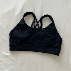 -Brand New, Never Worn -No Stains Or Tares -Great Condition -Size: 10 Lululemon Sports Bra, Sport Bra, Girly Outfits, Women's Intimates, Lululemon Athletica, Sports Bra, Size 10, Brand New, Bra