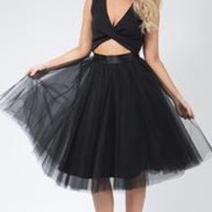 Black Tulle Skirt This Is An Upscale Version Of The Ordinary Tulle Skirt *Satin Waist Band (No Stretch) As Ordinary Usually Has An Elastic Waist Band * 5 Layers Of Tulle (Not See Through) Great Material No Stretch At Waist Invisible Back Zipper Can Be Styled Up Or Down. Wear With A Tee Or Nice White Button Down! So Many Ways To Wear This Cute Skirt! *Both Models Are Wearing A Small Night Out Tulle Midi Skirt, Chic Evening Pleated Tulle Skirt, Pleated Tulle Party Skirt With Lining, Party Tulle Pleated Flared Skirt, Tulle Pleated Flared Skirt For Party, Flowy Tulle Skirt For Night Out, Chic Party Tulle Skirt, Flirty Pleated Party Skirt, Flirty Flared Skirt For Party