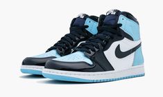 Jordan 1 Unc Patent, Jordan 1 Retro High Unc Patent, Air Jordan Iv, Blue Chill, White Basketball Shoes, Dr Shoes, Jordan Shoes Girls, Womens Air Jordans, Jordan 1 High Og