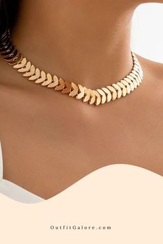 Our Stylish Golden Petal Choker is perfect for everyday elegance 🌹. Its subtle design adds a sophisticated touch to any casual or formal look 👗. Ideal for the woman who loves to blend style with simplicity 🌟. Available at OutfitGalore.com! Elegant Gold Choker With Adjustable Length, Elegant Yellow Gold Tarnish Resistant Choker, Cheap Gold Statement Choker, Luxury Gold Evening Choker, Luxury Gold Metal Choker, Glamorous Party, Everyday Elegance, Formal Looks, Stunning Necklace