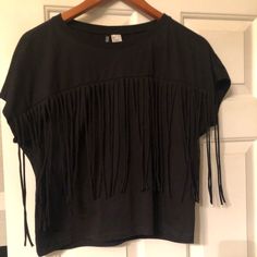 Nwt H&M Fringe Top Casual Fringe Tops For Night Out, Trendy Black Top With Fringe, Casual Black Fringe Tops, Trendy Black Fringe Top, Black Bohemian Tops With Fringe, Casual V-neck Top With Fringe, H&m Top, Fringe Top, H&m