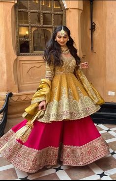 Women's Fashion Traditional Dress, Long Ground Dress, Mehndi Outfit Sisters, Colorful Pakistani Dresses, Mehndi Gharara Pakistani Bridal, Sharara Suit For Bride, Mehendi Lehenga Pakistani, Bride Suit Wedding Indian, Peplum Wedding Dress Indian