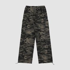 Material: 100% CottonFeatures: Pants, cargo pants, camouflage design, multi-pocket, pleated design, wide-leg, drawstring waist, zipper front, non-elastic, straight-leg, relaxed fit, unisex, couple outfits.Style: Casual, streetwear Costume Bags, Camouflage Design, Outwear Coat, Pants Cargo, Couple Outfits, Baseball Jacket, Casual Sets, Casual Streetwear, Long Sleeve Maxi Dress