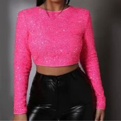 Nwt Shein Hot Pink Sparkly Crop Top. Long Sleeves And Zips Up The Back. Small(4). Super Cute But My Daughter Says It’s Too Tight On Her Shoulders And I Never Send Things Back. Perfect To Wear To The Barbie Movie Or Any Festive Occasion. Glitter Tops Outfit, Pink Top Outfit, Glitter Crop Top, Sparkly Crop Tops, Concert Ideas, Theme Tattoo, Hot Pink Tops, Night Out Outfits, Black Crop Top Tank