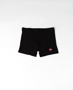 Description: These aren’t your average pair of men’s boxers. These are engineered to provide a full range of movement and some added support down there – so you stay comfortable and secure all day. Engineered with breezy and sustainable fabrics, they feel good to wear in every way – and the everyday black shade is perfect for stocking up. Available in 3-Packs 95% Modal and 5% Spandex for a supportive fit Machine wash cold and tumble dry low to keep fabrics feeling great. Breathable enough for bo