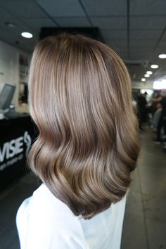 Bronde Haircolor Babylights, Bronde Babylights, Blue Ombre Hair, Light Brown Hair, Brunette Hair, Hair Color Trends, Hair Inspo Color