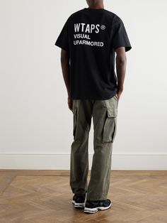 WTAPS® 'Fortless' T-shirt has been cut locally in Japan from soft cotton-jersey in a relaxed profile that's perfectly comfortable for everyday wear. It's detailed with printed and appliquéd logos so you can rep the brand. Streetwear Cotton Muscle Tee With Screen Print, Cotton Muscle Tee With Screen Print For Streetwear, Cotton Muscle Tee With Graphic Print In Relaxed Fit, Relaxed Fit Cotton Muscle Tee With Graphic Print, Relaxed Fit Muscle Tee With Letter Print For Streetwear, Cotton Graphic Muscle Tee For Streetwear, Black Cotton Muscle Tee With Screen Print, Relaxed Fit Graphic Muscle Tee For Streetwear, Casual Screen Print Muscle Tee With Relaxed Fit