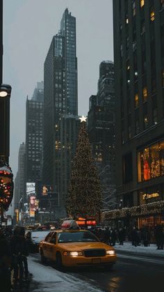 wallpaper natal Christmas City Aesthetic, City Christmas Aesthetic, Christmas In New York Wallpaper, Nyc Christmas Wallpaper, Christmas In Nyc Aesthetic, Nyc Christmas Aesthetic, Christmas In New York City Aesthetic, Ny Christmas