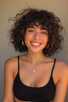 Curly Short Hair Middle Part, Round Face With Curly Hair, Short Curly Hair Big Forehead, Short Curly Hair Without Bangs, Short Thick Curly Haircuts, Short Curly Haircuts 3c, Curly Haircut Short, Short Haircut For Curly Hair, Long Face Short Hair