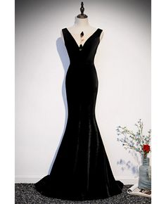 Get 10% off now! Buy slim fit black mermaid velvet evening dress double vneck at cheap price online. Free stable shipping and pro custom service since 2009. Fitted Black Velvet V-neck Dress, Black Fitted Velvet Dress V-neck, Velvet V-neck Evening Dress For Gala, Black Velvet V-neck Evening Dress, Black V-neck Mermaid Dress For Prom, Black V-neck Velvet Dress, Velvet Evening Dress, Black Mermaid, Lovely Dresses