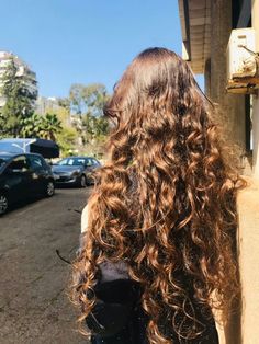 Long Virgin Hair, Long Wavy Hair Aesthetic, Long Hair Wavy Curls, Wavy Hair Girl, Peinados Fáciles Para Cabello Corto, Beautiful Long Hair, Mermaid Hair