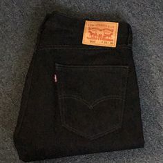 Brand New Levi’s 505 , Size 33/30 , Color Black. Classic Black Jeans With Pockets, Levi's Black Jeans For Fall, Night Aesthetic, Levi Strauss, Levi's Jeans, Levis Men, Levis Jeans, Christmas List, Blue Jeans