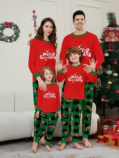 Xmas Family Matching Pajamas Set New Arrivals 2025 Santa Merry Christmas Letter Print Adult Kids Pjs Grinch Pajamas, Christmas Styles, Urs Polar, Polar Bear Print, Holiday Pjs, Matching Family Christmas Pajamas, Matching Pjs, Matching Christmas Pajamas, Christmas Pajama Set