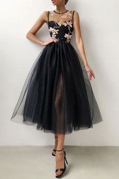 Black lace short A line prom dress homecoming dress Flower Prom Dress, Chiffon Summer Dress, Dress Elegant Long, Strawberry Dress, Tulle Sleeves, Short Prom Dress, Fashion Dresses Casual, Hoco Dresses, Long Prom Dress