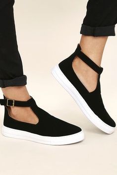 Amp up your street chic style with the Anna Black Nubuck T-Strap Sneakers! These dreamy vegan nubuck leather sneakers have a T-strap upper, with adjustable antiqued gold buckle ankle strap. 1" white bumper sole. Τσάντες Louis Vuitton, Mode Shoes, Dr Shoes, Paris Mode, Street Style Chic, Shoe Closet, Crazy Shoes, Shoe Obsession