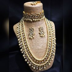 Bridal Jewellry, Multi Strand Pearl Necklace, Kundan Jewellery Set, Beast Wallpaper, Kundan Jewelry, Maang Tikka, Dressing Style, Indian Jewelry Sets, Kundan Necklace