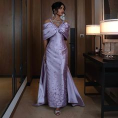 2024 Dubai Arabic Purple Satin Elegant Long Cloak Evening Dress - Luxury Beaded Party Gown for Women's Wedding Evening Dress With Cape, Yellow Evening Dresses, Grey Evening Dresses, Champagne Evening Dress, Dress With Cape, Gold Evening Dresses, Green Evening Dress, Mode Kimono, Pink Evening Dress