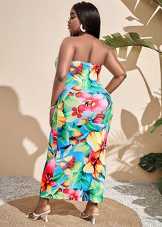 This charming Tropical Floral Print Tube Bodycon Maxi Dress will be sure to make a statement wherever you go. Its strapless tube bodycon design offers a comfortable fit while its tropical floral print injects a splash of color into your wardrobe. Feel confident and glamorous in this eye-catching dress. Fit Type: Slim Fit Fabric: Slight Stretch Material: 95% Polyester, 5% Elastane Care instructions: Machine wash or professional dry-clean Strapless Dresses With Tropical Print For The Beach, Multicolor Tropical Strapless Dress, Tropical Multicolor Strapless Dress, Tropical Print Strapless Dress, Strapless Tropical Print Dress, Green Strapless Dress For Vacation, Strapless Tropical Dress For Beach Season, Green Bandeau Strapless Dress For The Beach, Green Bandeau Strapless Dress For Beach