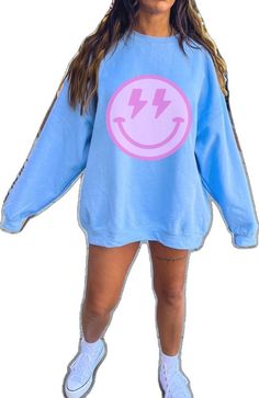 Fall Crew Neck Y2k Hoodie, Oversized Y2k Hooded Top, Y2k Long Sleeve Cotton Sweatshirt, Oversized Y2k Sweatshirt For Winter, Trendy Streetwear Sweater, Oversized Y2k Hoodie For Fall, Oversized Y2k Style Hoodie For Fall, Trendy Pink Sweatshirt For Leisure, Y2k Graphic Print Sweatshirt For Fall