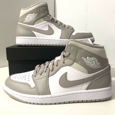 New Nike Air Jordan 1 Mid Linen College Grey 554724-082 Men’s Size 10.0 Air Jordan 1 Mid Vintage Grey, Nike Air Jordans Aesthetic, Air Jordan 1 Mid Linen, Jordan 1 Mid Linen, Girl Jordans, Jordans 4s, Sepatu Air Jordan, Jordan Women, Nikes Shoes