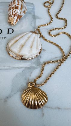 18k Rich Gold Plated Stainless Steel Filled Water-resistant Tarnish Free Safe to wear in the shower Hypoallergenic for my sensitive skin girls. Luxury Shell Necklace As Gift, Beach Jewelry Aesthetic, Shells Beach, Mood Jewelry, Beach Necklace, Jewelry Aesthetic, Beach Necklaces, Shell Beach, Seashell Necklace