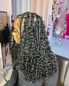 The Boho Knotless Bob 😍 (click the link in my bio for pricing & availability) ⭐️ HAIR & WASH INCLUDED #bohobob #bobseason #knotlessbraids #shorthairstyle #trendingreels #trendingstyle #hairinspo #neatbraids #northhoustonhairstylist #houstonbraids #bohoknotlessbraids #bohemianbraids #humblehairstylist #springhairstylist #braidstyles #knotlessbraidshouston #houstonknotlessbraids #curlystyle #katyhairstylist #explore #reels #houstonhairstylist #htxbraids #knotlessbraidshouston #houstonknotles... Short Bohieman Knotless Box Braids, Small Boho Bob Knotless Braids, Medium Short Boho Knotless Braids, Long Bob Boho Knotless Braids, Long Boho Bob, Midback Boho Knotless Braids, Full Boho Knotless Braids, Bob Boho Knotless Braids, Boho Knotless Braids Bob