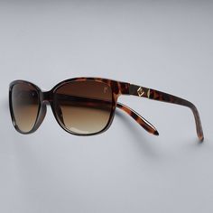 For a classic look for sunny days, reach for these women's Simply Vera Vera Wang wayfarer sunglasses. Lens material: polycarbonate Lens treatment: gradientFrame material: plastic FIT DETAILS Eye/bridge/temple measurements: 56mm/18mm/136mm Silhouette: rectangle Face shape recommendation: oval, heart Gift Givers: This item ships in its original packaging. If intended as a gift, the packaging may reveal the contents. WARNING: This product can expose you to chemicals including Di(2-ethylhexyl) phtha Oval Face Sunglasses, Rectangle Face Shape, Rectangle Face, Vera Wang Collection, Wayfarer Sunglasses, Fit Details, Oval Faces, Simply Vera Wang, Heart Gifts