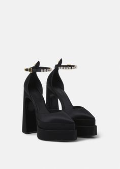 Versace Pointy Platform Heels, Versace Aevitas Shoes, Versace Pointed Platform Heels, Versace Heels Platform, Pointy Platform Heels, Versace Platform Heels, Pink Versace, Pointy Heels