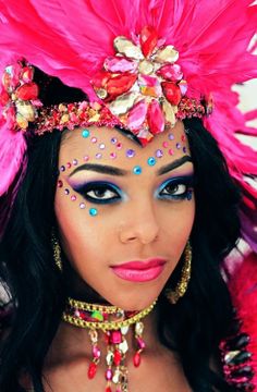 ... Carnival Makeup Ideas, Caribana Makeup, Carnival Inspiration, Brazil Carnival, Samba Costume