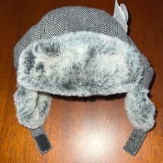 Old Navy Gray Faux Fur Trapper Baby Hat Sz 0-6 Month Nwt Blue Bucket Hat, Toddler Sun Hat, Fur Trapper, Girls Sun Hat, Kids Winter Hats, Old Navy Kids, Navy Accessories, Navy Hats