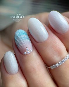 Seashell Nails Design, Beachy Nail Designs, Joululahjat Diy, Seashell Nails, Beachy Nails, Summer Nails Beach, Mermaid Nails, Vacation Nails, Blue Nail