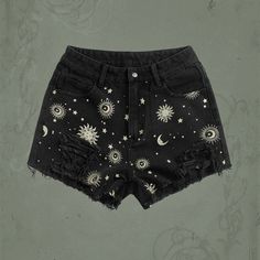 Romwe ‘Goth’ Sun & Moon Graphic Distressed Denim Shorts Large 8 / 10 Measurements Shown In Photo From Site (This Size Sold Out Online) Dark Denim Shorts With Gold Celestial Print On The Front. Distressed & Frayed Look Never Worn Super Cute! Wrong Size For Me But The Review Pics From The Girlies Online Made Them Look Not Responsible For Sizing On Items If This Is Your First Poshmark Purchase Add Code _giverer At Checkout For $10 Off!! Purchased In Store Authentic Items Bundle Discount Fast Shippe Alec Core, Goth Shorts, Women Denim Shorts, Dark Denim Shorts, Moon Graphic, Alt Style, Alternative Outfits, Goth Outfits, Distressed Denim Shorts