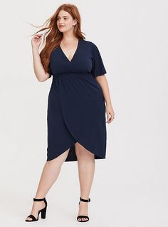 Plus Size Navy Jersey Knit Faux Wrap Dress, VIVID BLUE Dress Apple Shape, Apple Shape Fashion, Apple Shape Outfits, Dresses For Apple Shape, Dresses For Plus Size, Apple Body Shape, 60 Plus, Studio Knit, Apple Dress