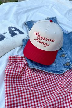 Cute Hats For Women, Trucker Hat Designs, Cool Baseball Caps, American Honey, Trying My Best, Place Dress, Vacation Days, Redondo Beach, Senior Pics