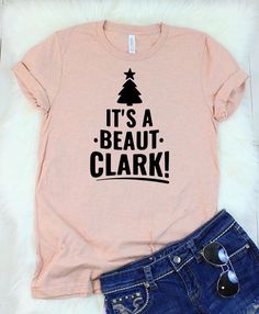 Shirts Vinyl, Cricut Shirts, Design Mandala, Shirts To Make, Toxic Water, Vinyl Shirts, Tshirt Ideas, Christmas Vacation