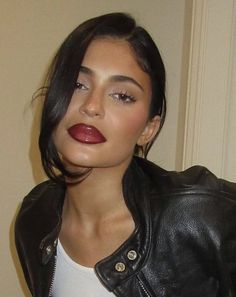 Makeup Bibir, Maquillage Kylie Jenner, 2024 Makeup, Makeup 2024, Shoot Makeup, Jenner Makeup, Formal Makeup